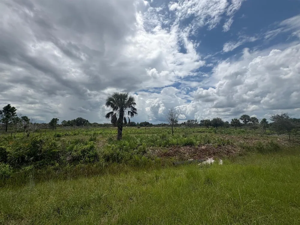 17982 NW 318th Street Okeechobee, FL 34972