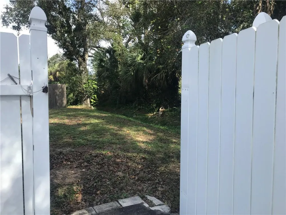 2536 44th Avenue Vero Beach, FL 32966