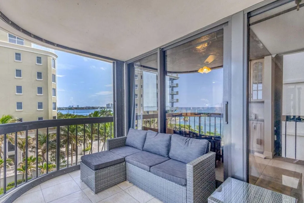 5380 Ocean Drive #5 B Singer Island, FL 33404