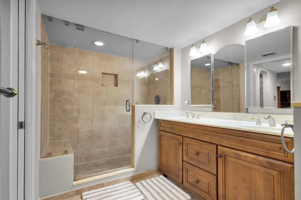 5380 Ocean Drive #5 B Singer Island, FL 33404