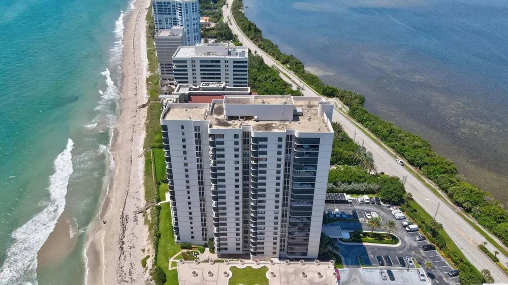 5380 Ocean Drive #5 B Singer Island, FL 33404
