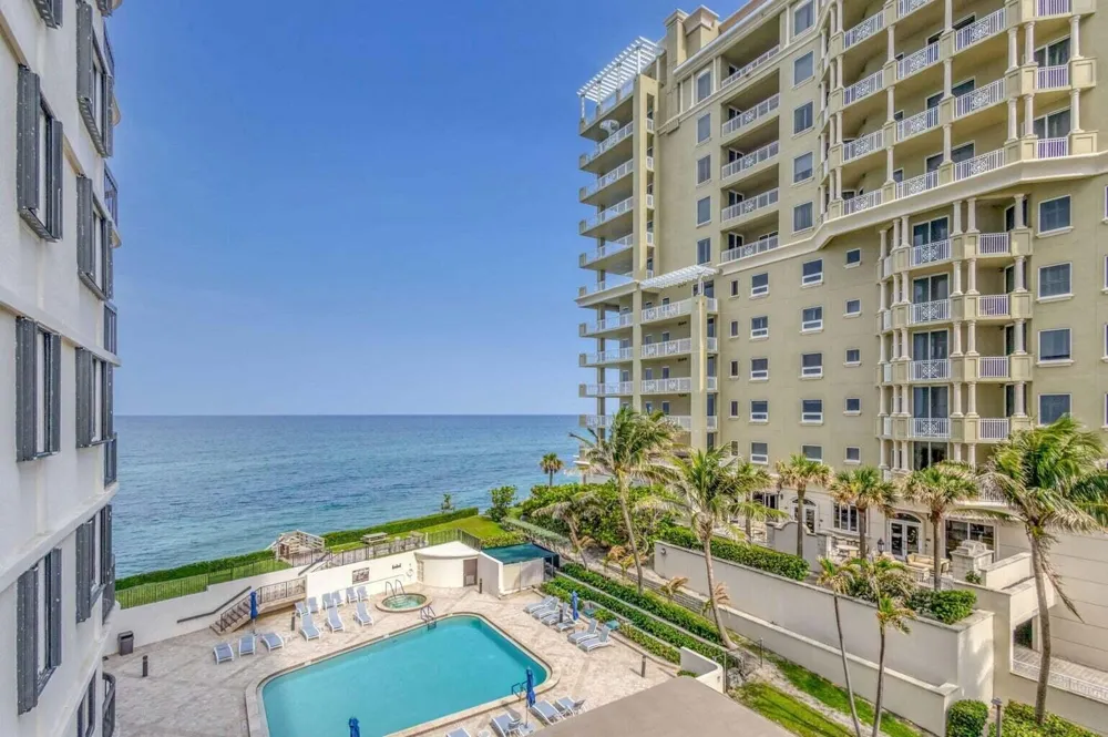 5380 Ocean Drive #5 B Singer Island, FL 33404
