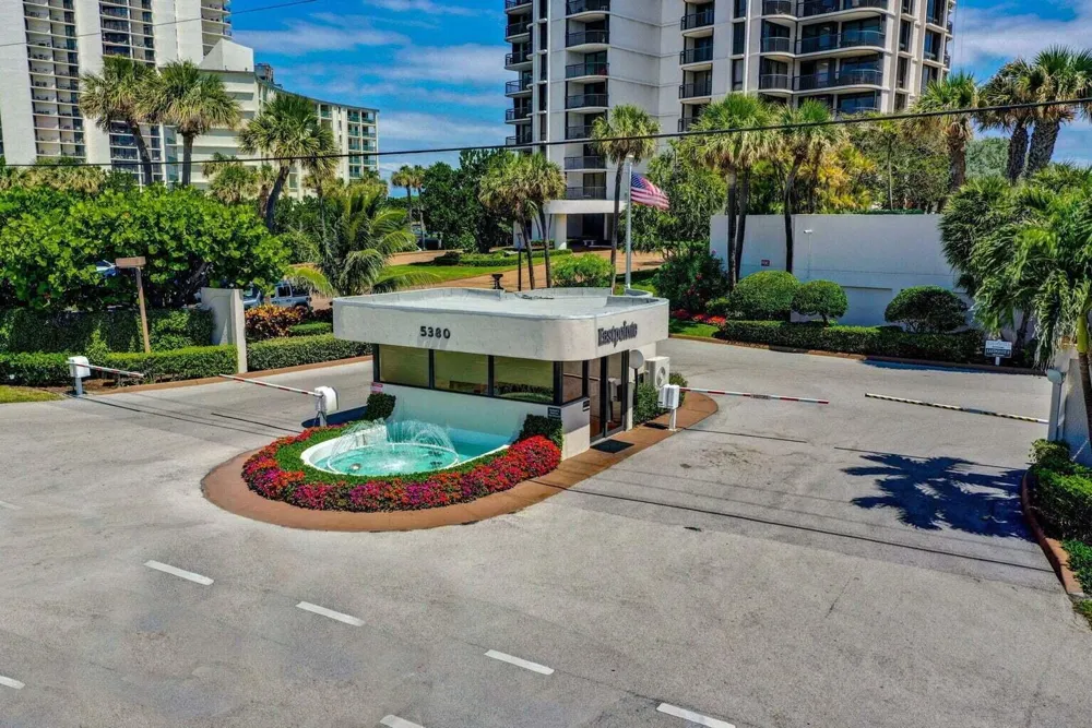 5380 Ocean Drive #5 B Singer Island, FL 33404
