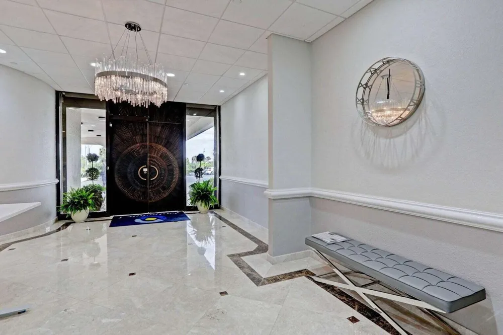 5380 Ocean Drive #5 B Singer Island, FL 33404