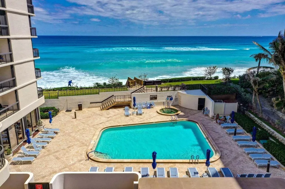 5380 Ocean Drive #5 B Singer Island, FL 33404