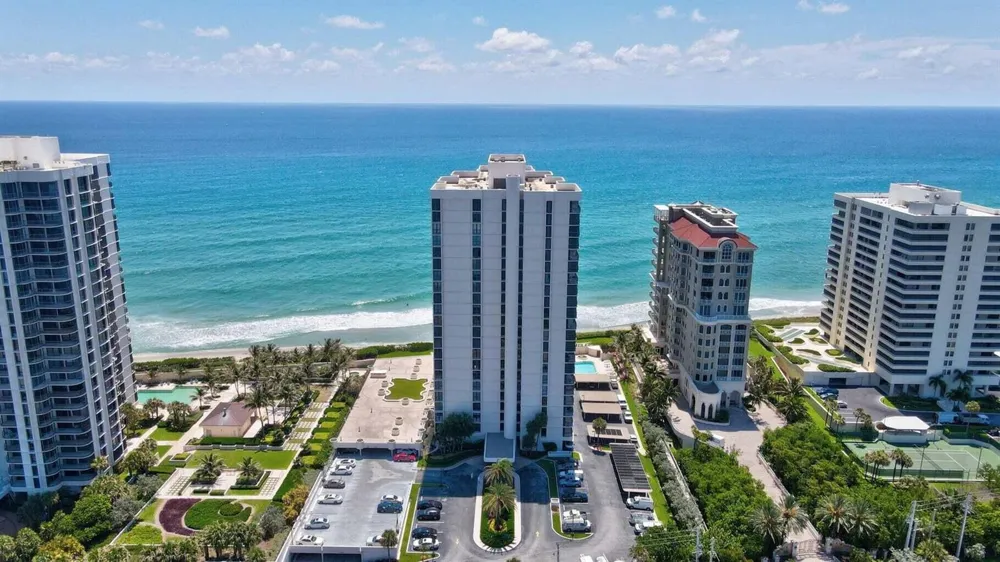 5380 Ocean Drive #5 B Singer Island, FL 33404