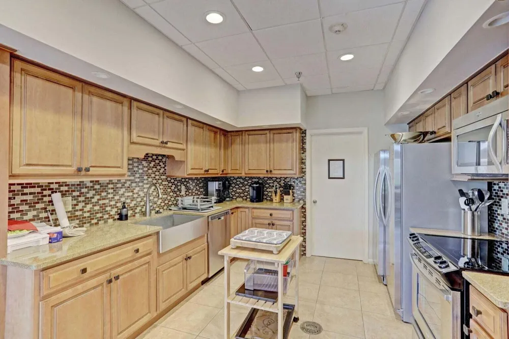 5380 Ocean Drive #5 B Singer Island, FL 33404