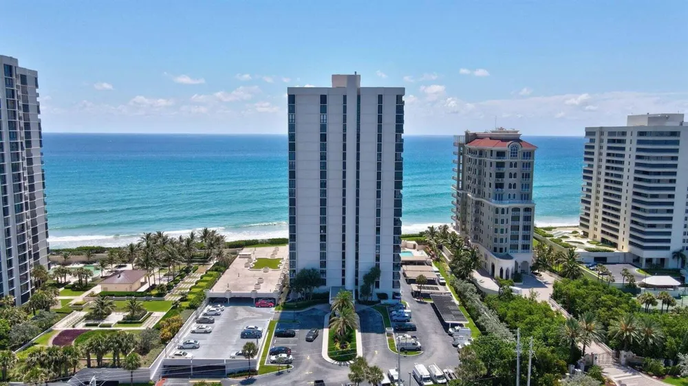 5380 Ocean Drive #5 B Singer Island, FL 33404