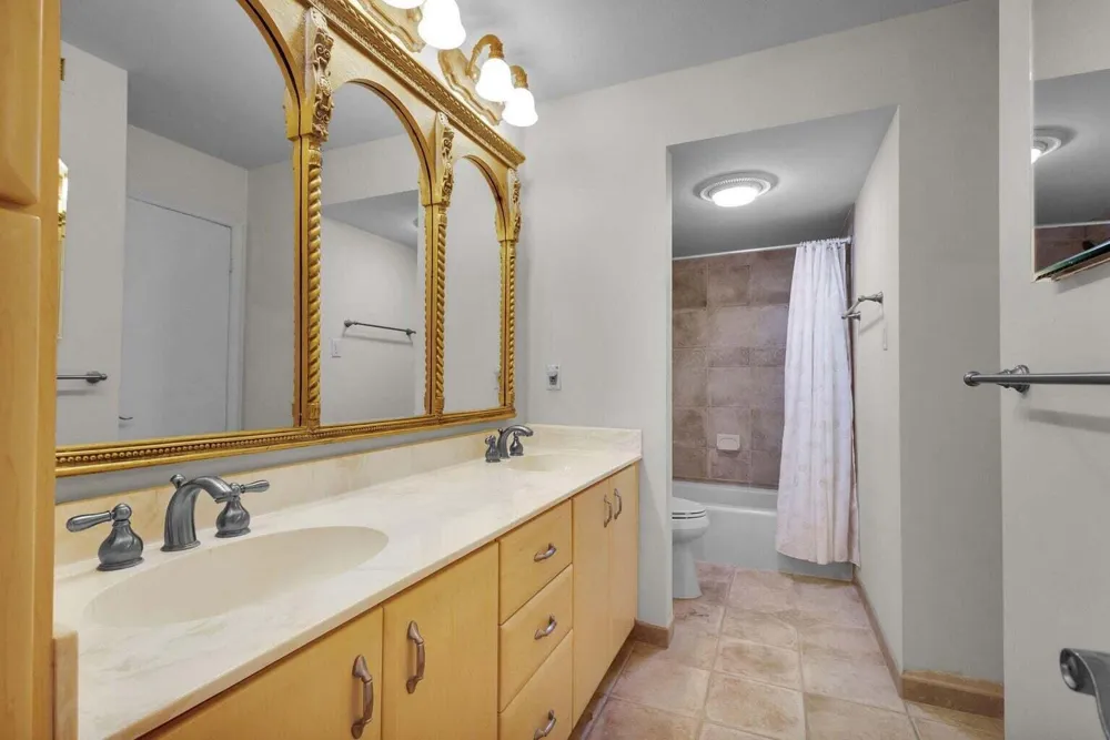 5380 Ocean Drive #5 B Singer Island, FL 33404