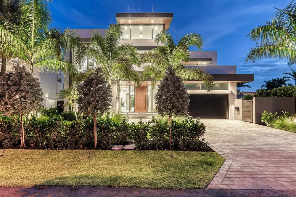 1730 SE 13th Street Fort Lauderdale, FL 33316