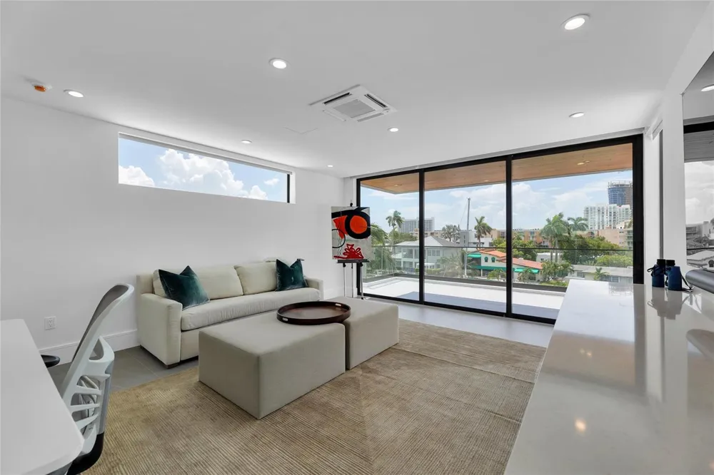 1730 SE 13th Street Fort Lauderdale, FL 33316