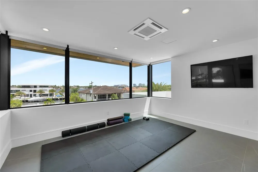 1730 SE 13th Street Fort Lauderdale, FL 33316
