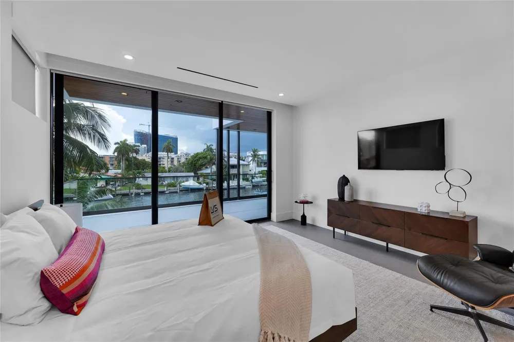 1730 SE 13th Street Fort Lauderdale, FL 33316