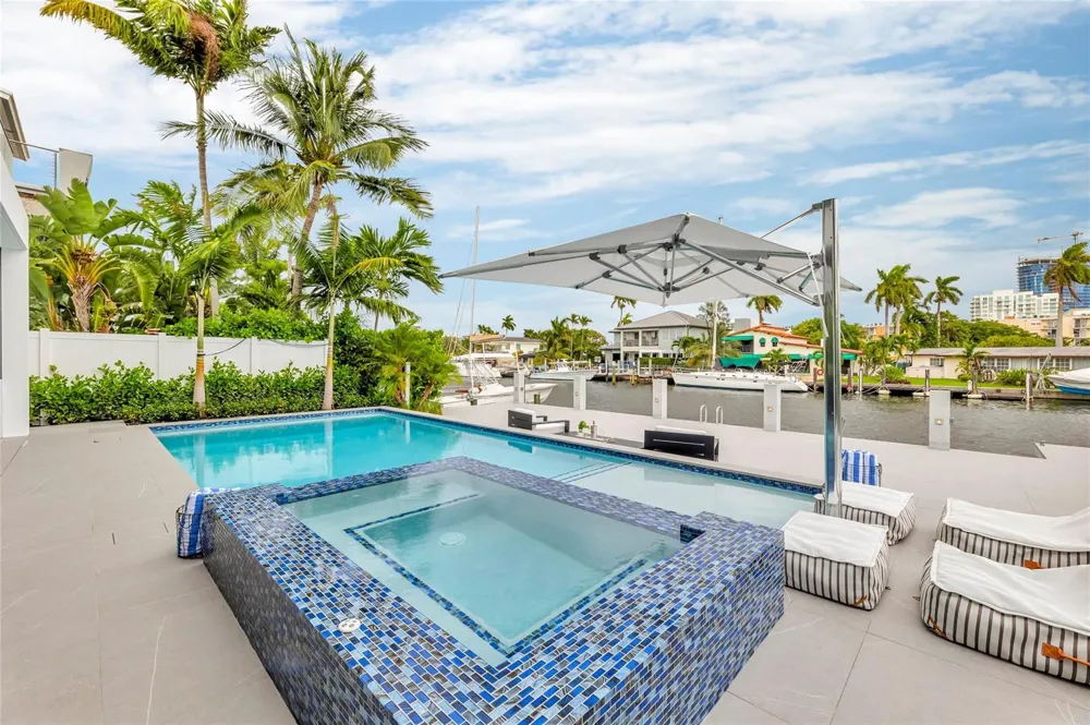 1730 SE 13th Street Fort Lauderdale, FL 33316