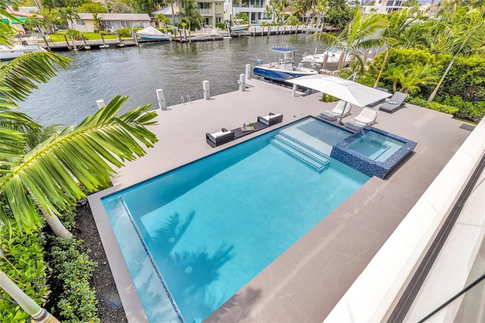 1730 SE 13th Street Fort Lauderdale, FL 33316