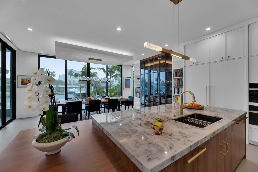 1730 SE 13th Street Fort Lauderdale, FL 33316
