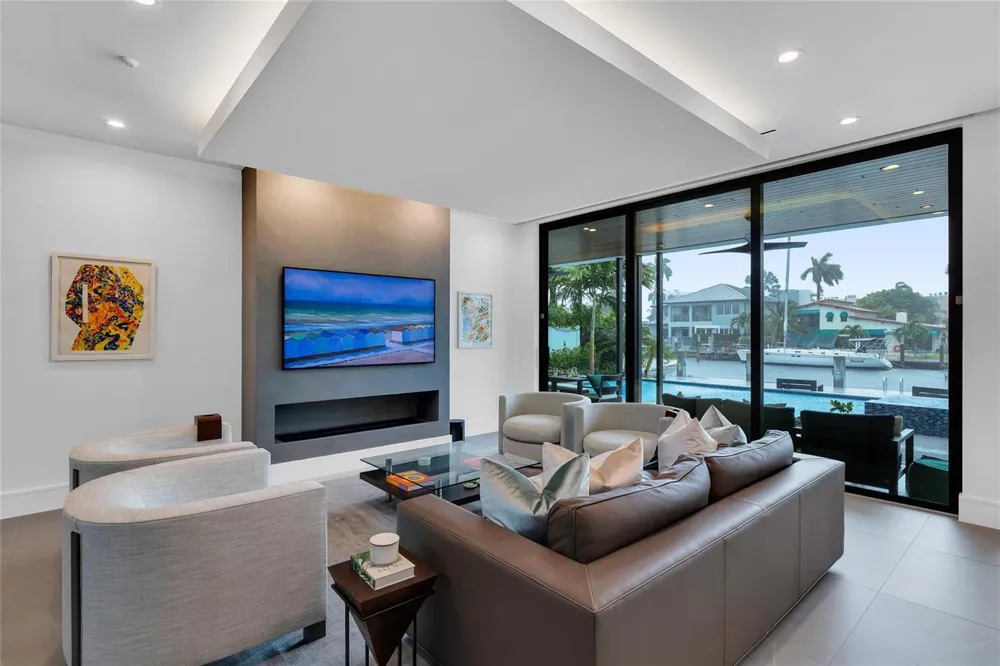 1730 SE 13th Street Fort Lauderdale, FL 33316