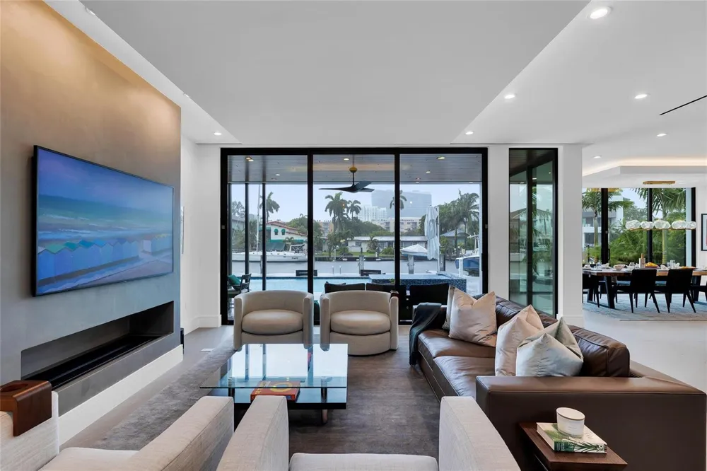 1730 SE 13th Street Fort Lauderdale, FL 33316
