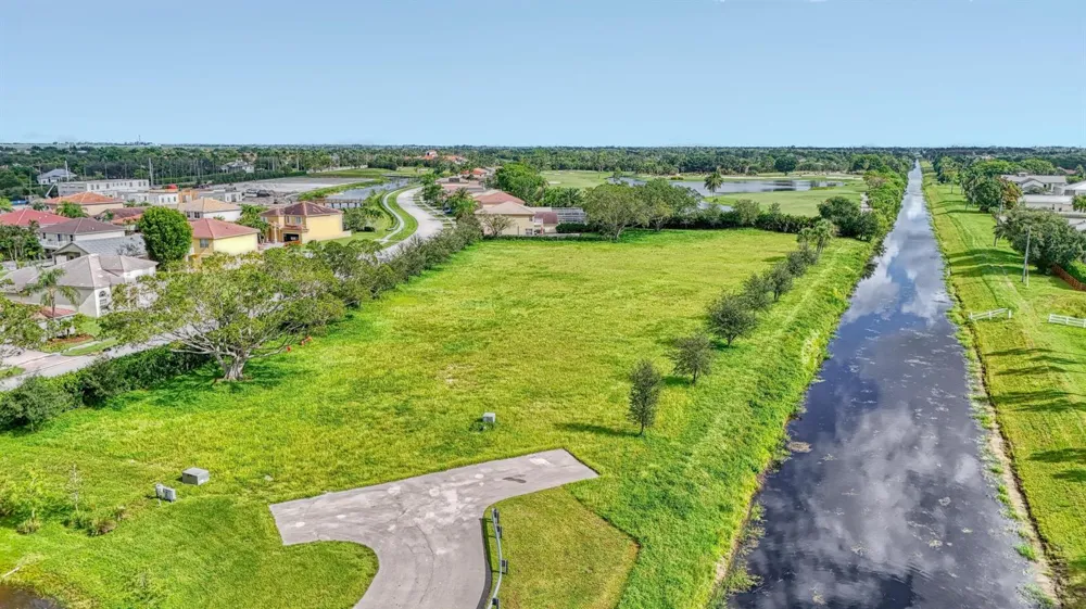 3102 Greenbriar Boulevard Wellington, FL 33414