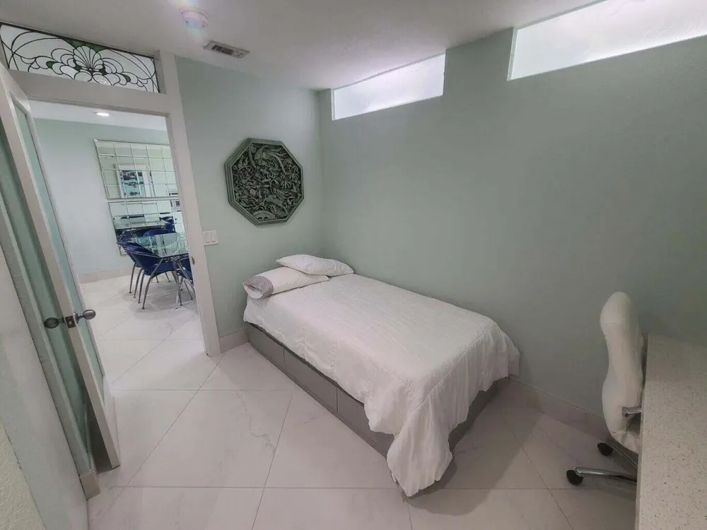 3851 Ocean Boulevard #409 Gulf Stream, FL 33483