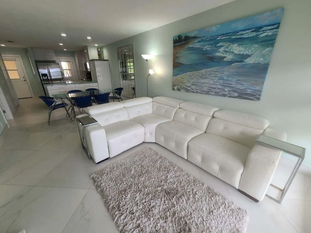 3851 Ocean Boulevard #409 Gulf Stream, FL 33483