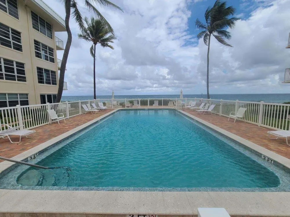 3851 Ocean Boulevard #409 Gulf Stream, FL 33483