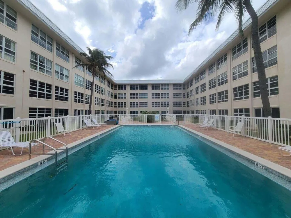 3851 Ocean Boulevard #409 Gulf Stream, FL 33483