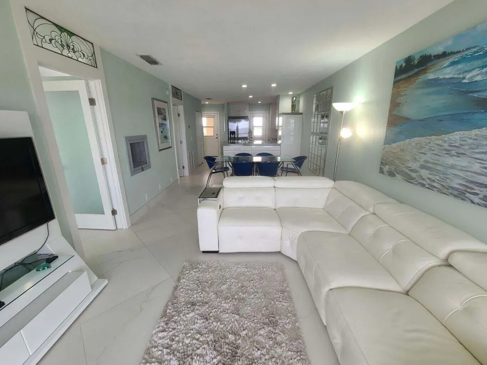 3851 Ocean Boulevard #409 Gulf Stream, FL 33483