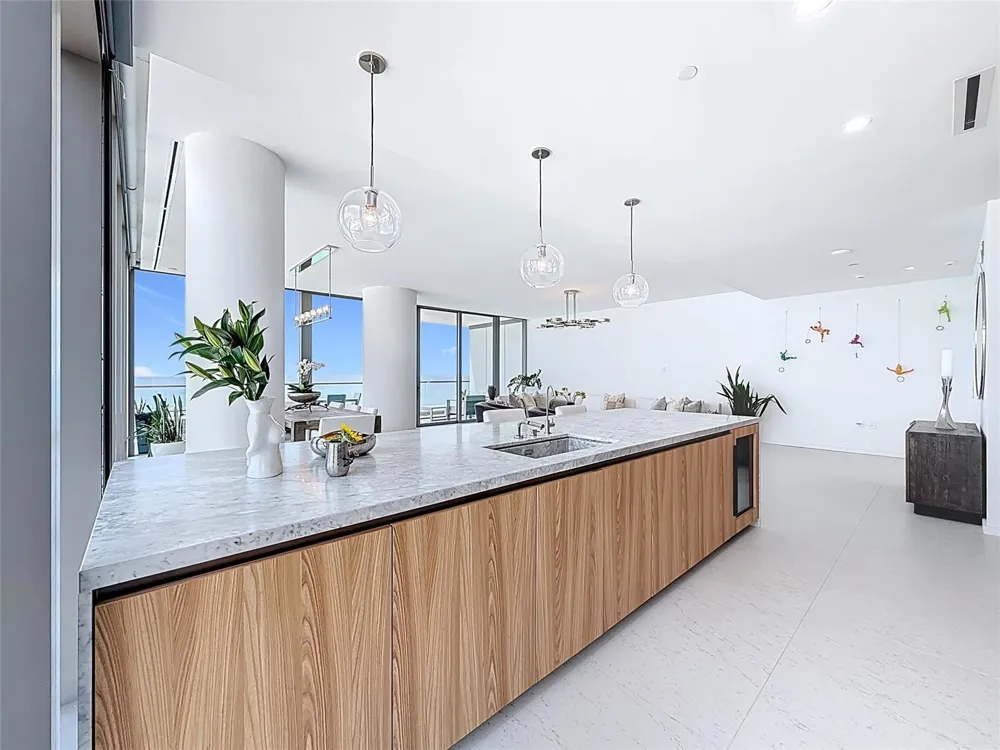 2000 S Ocean Drive #12A Hallandale Beach, FL 33009