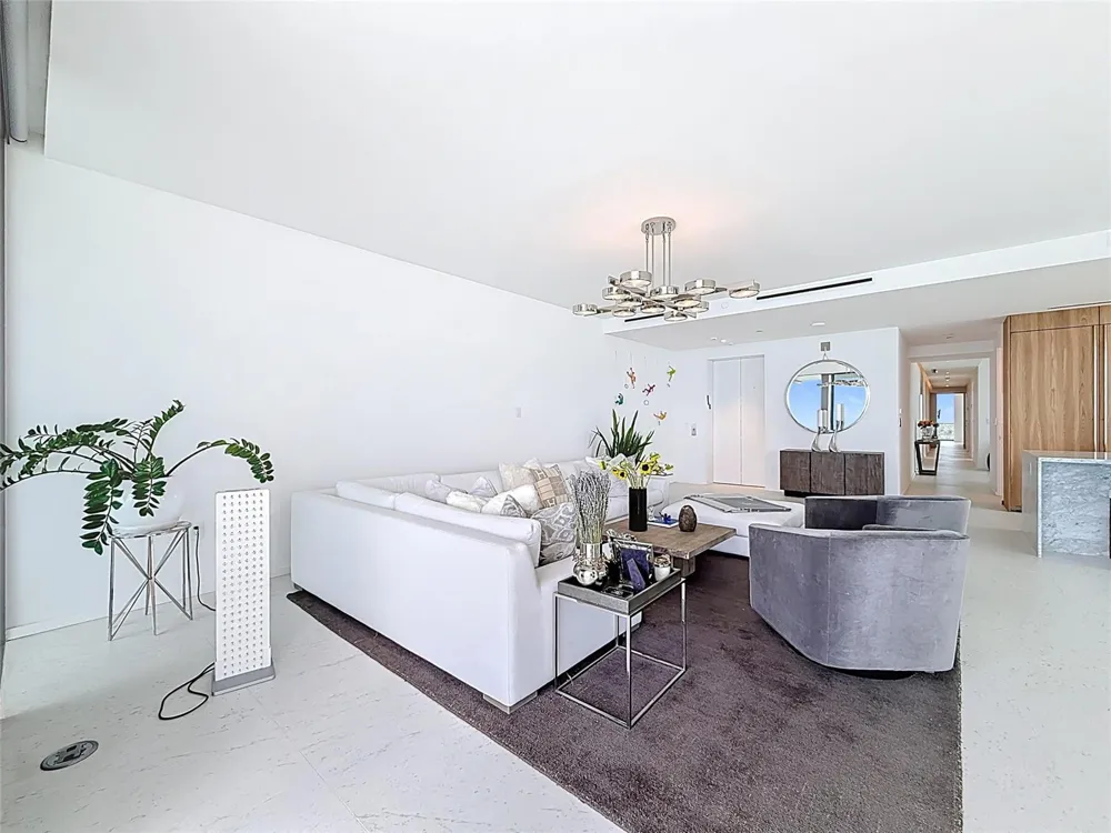 2000 S Ocean Drive #12A Hallandale Beach, FL 33009