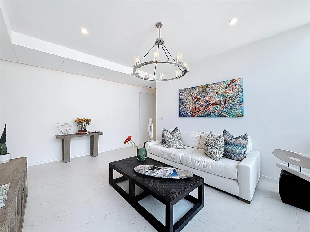 2000 S Ocean Drive #12A Hallandale Beach, FL 33009