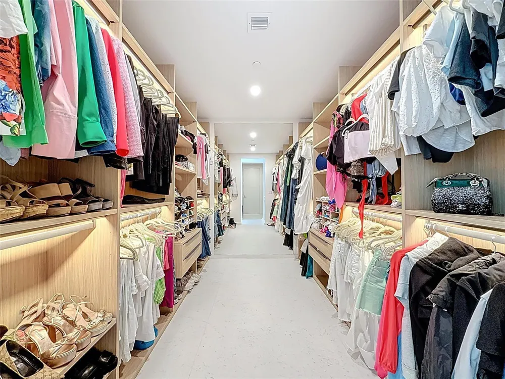 2000 S Ocean Drive #12A Hallandale Beach, FL 33009