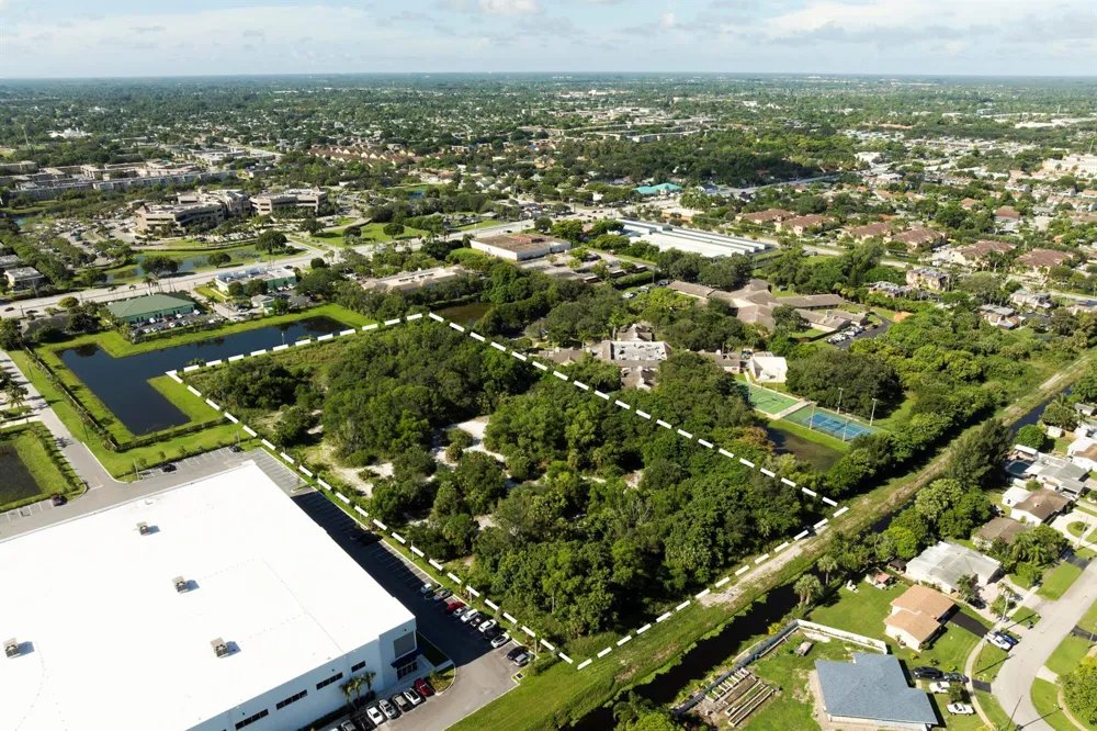 Dalinda Lane Palm Springs, FL 33406