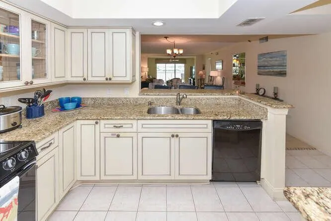 300 John F Kennedy Drive #208 Atlantis, FL 33462