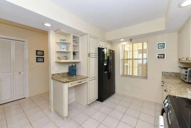 300 John F Kennedy Drive #208 Atlantis, FL 33462