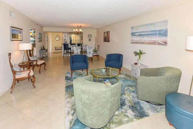 300 John F Kennedy Drive #208 Atlantis, FL 33462
