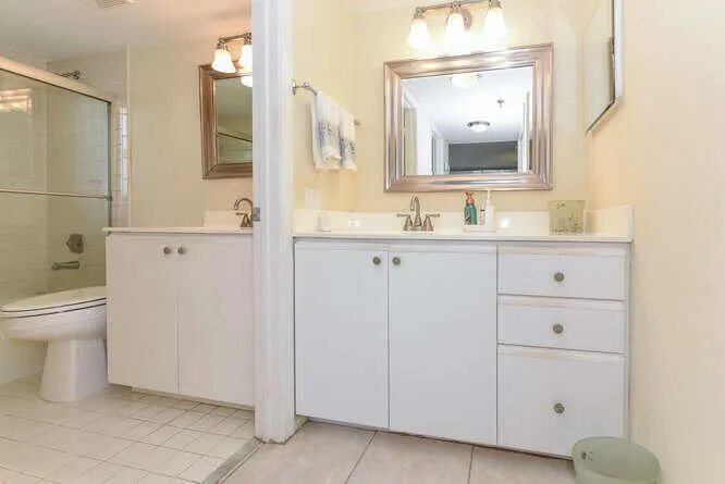 300 John F Kennedy Drive #208 Atlantis, FL 33462