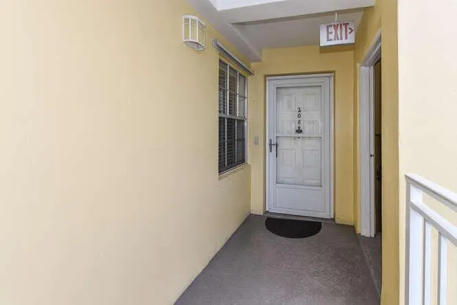 300 John F Kennedy Drive #208 Atlantis, FL 33462