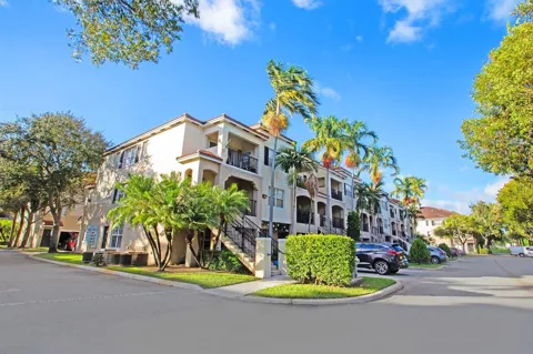 5860 W Sample Road #204