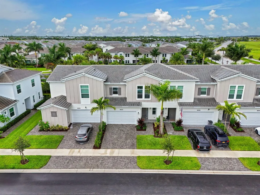 16131 Oakview Drive Westlake, FL 33470