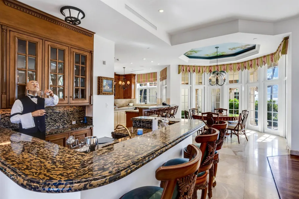 6133 Ocean Boulevard Ocean Ridge, FL 33435