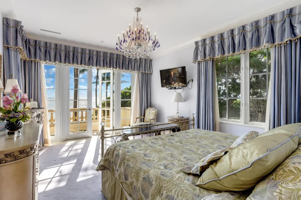 6133 Ocean Boulevard Ocean Ridge, FL 33435