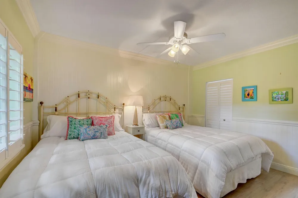 6520 Ocean Boulevard #3 Ocean Ridge, FL 33435