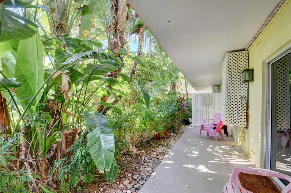 6520 Ocean Boulevard #3 Ocean Ridge, FL 33435