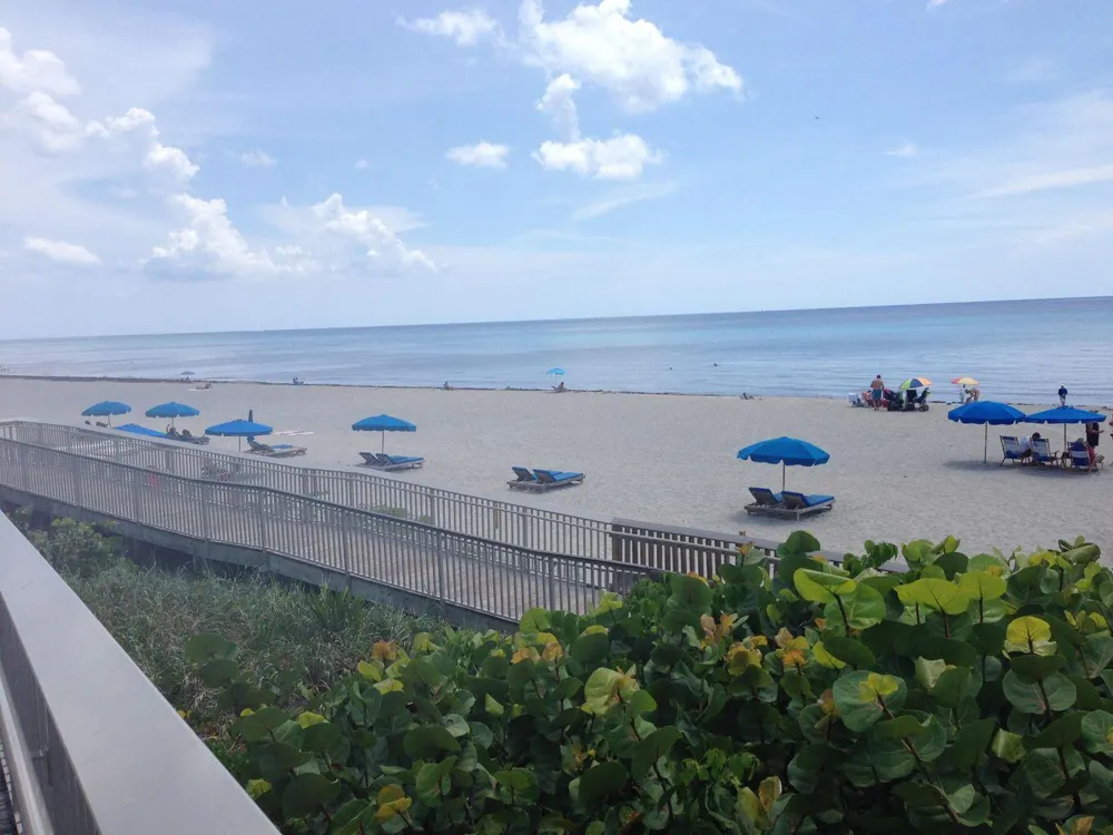 6520 Ocean Boulevard #3 Ocean Ridge, FL 33435