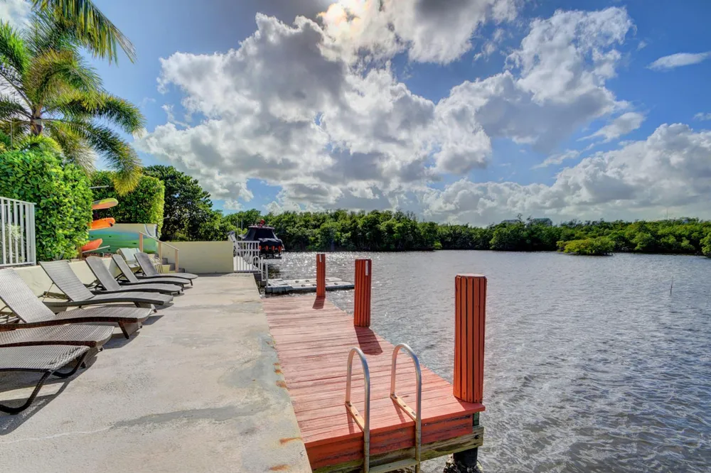 6520 Ocean Boulevard #3 Ocean Ridge, FL 33435
