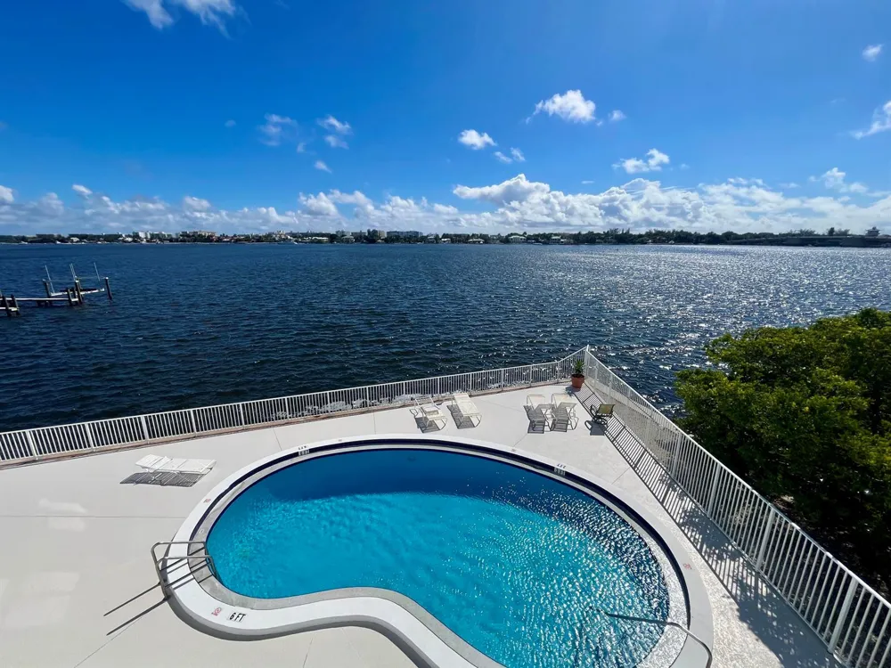301 Croton Avenue #305 Lantana, FL 33462