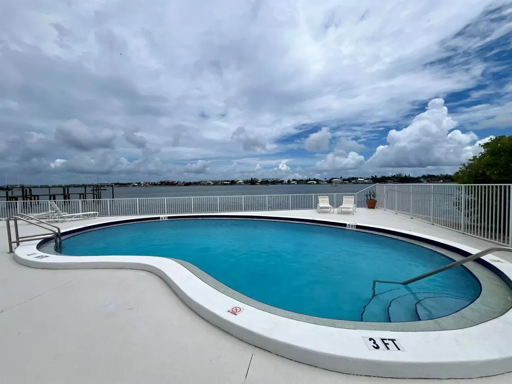 301 Croton Avenue #305 Lantana, FL 33462