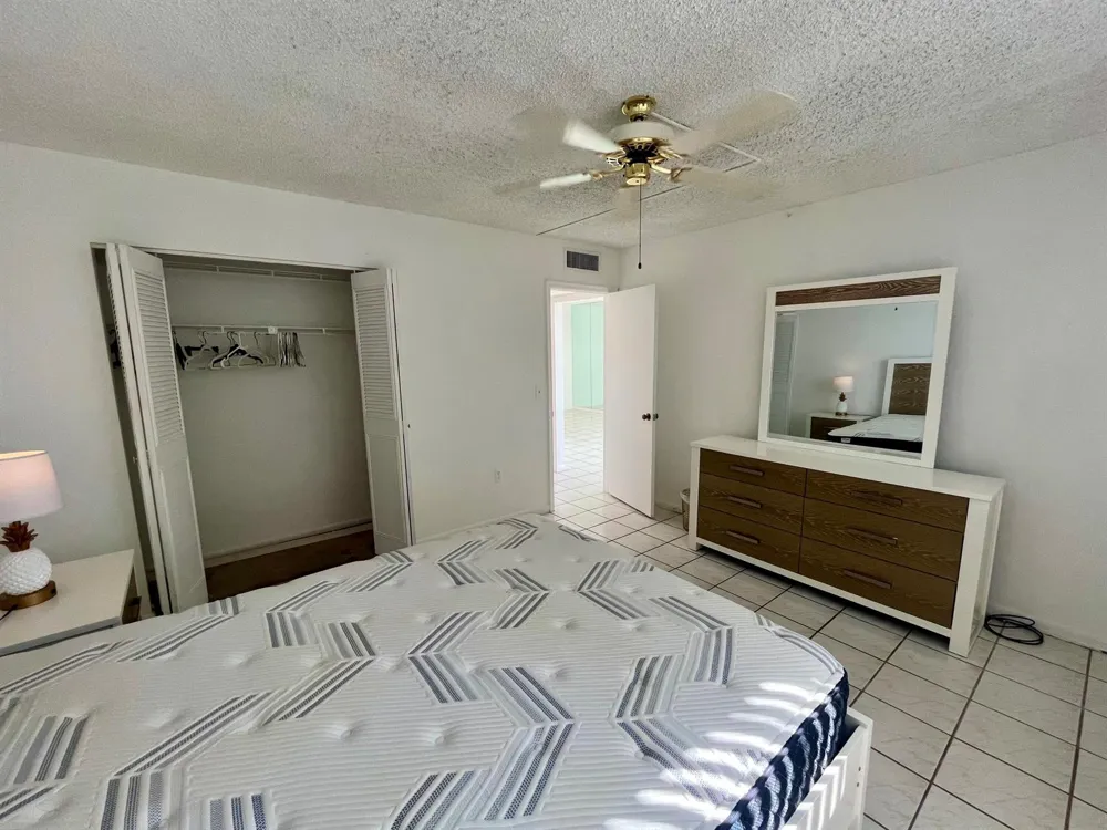301 Croton Avenue #305 Lantana, FL 33462