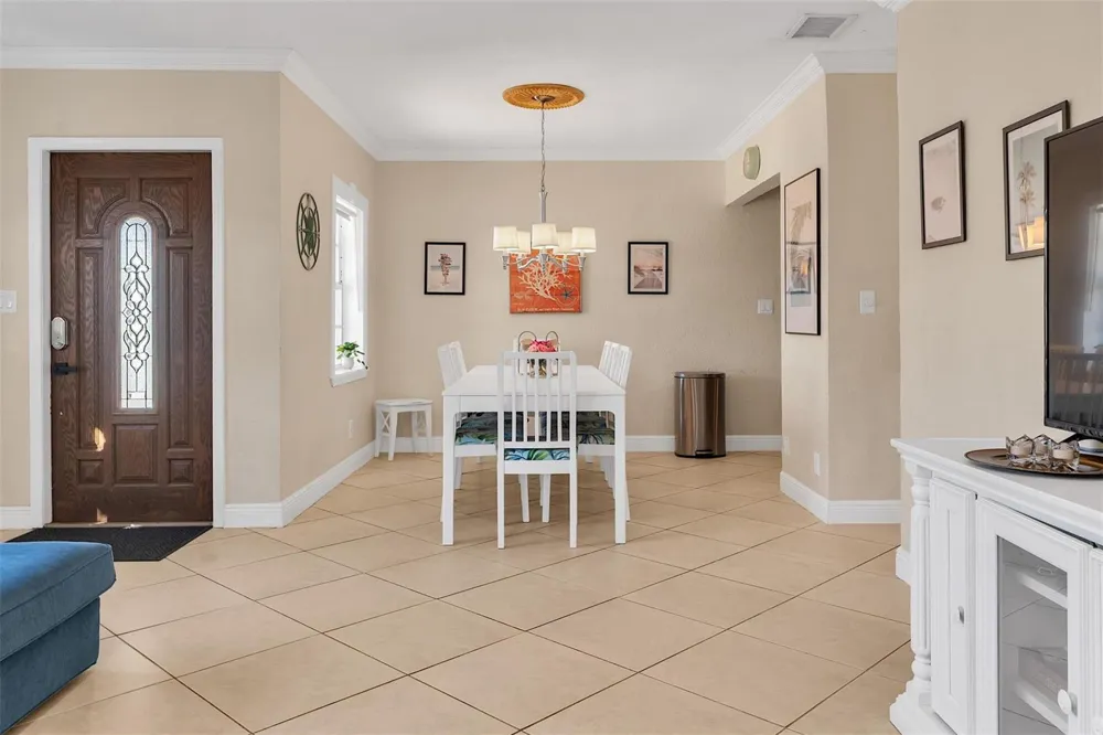 3221 Seaward Drive Lauderdale By The Sea, FL 33062